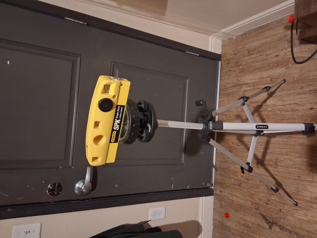 StaNley s p k single point laser level