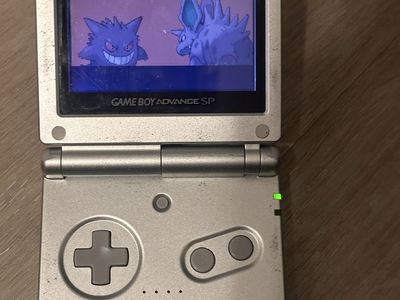 Nintendo Game Boy Advance SP Silver with Pokemon FireRed Version Game