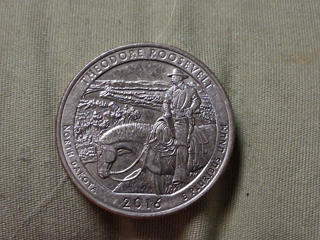 2016 North Dakota Theodore Roosevelt National Park Quarter - US Mint America the Beautiful Coin