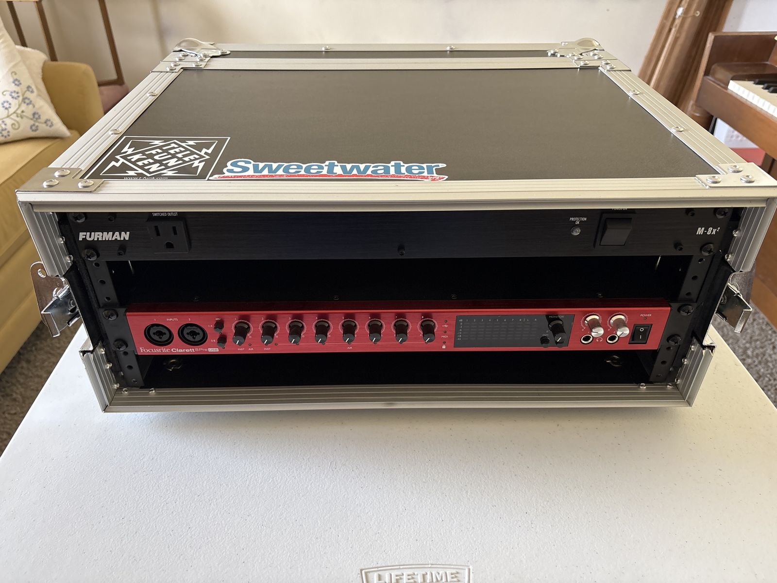 Focusrite Clarett 8 Pre
