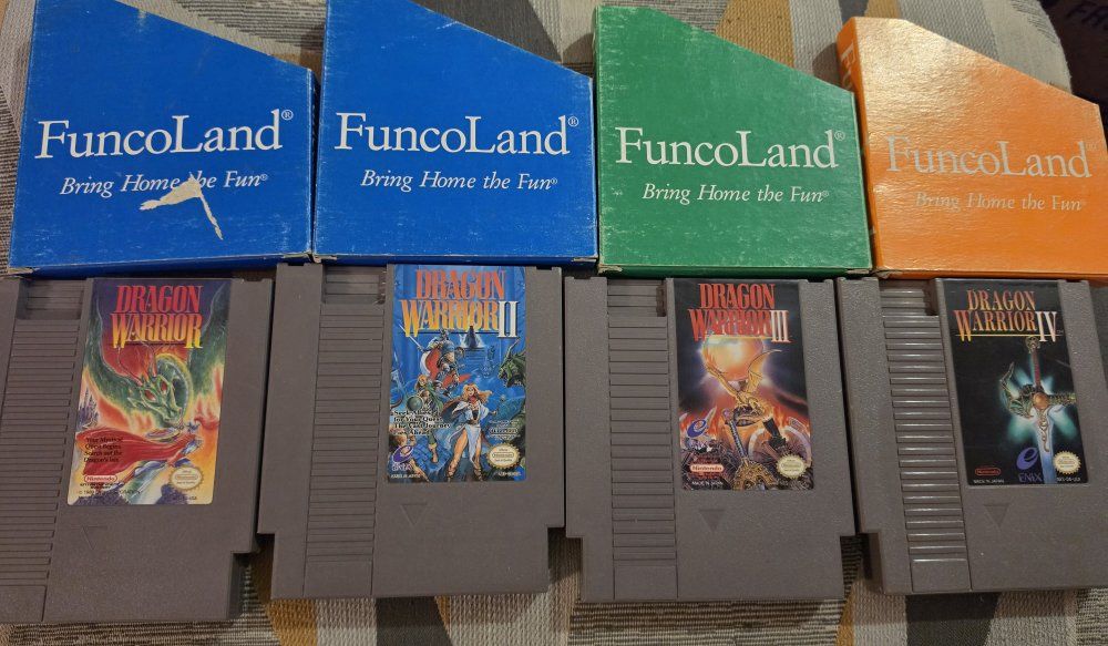 dragon warriors 1,2,3,4 original Nintendo amazing shape