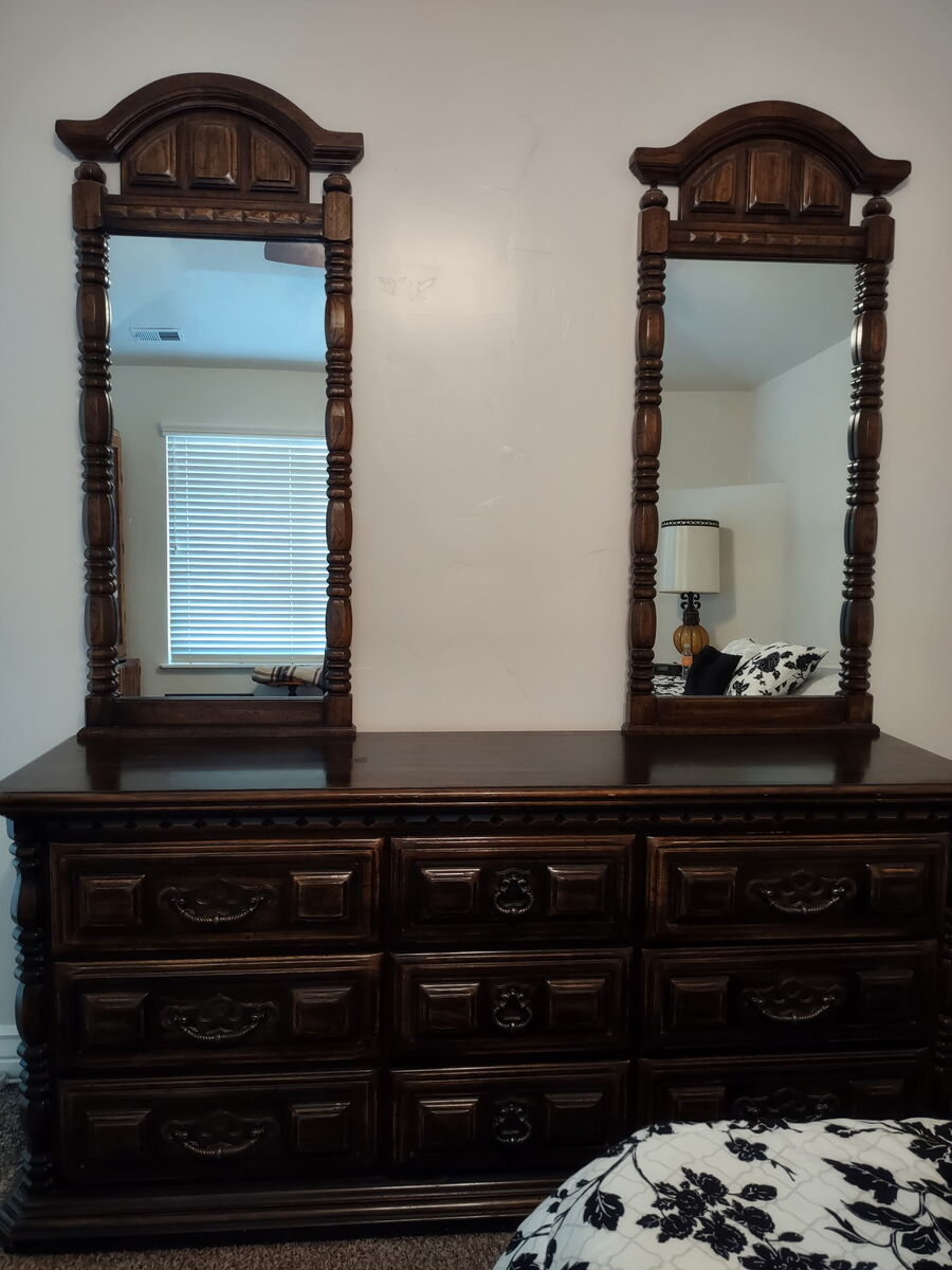 Solid Oak Bedroom Furniture Ensamble