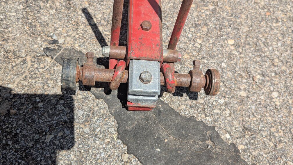 New Holland tine bar assembly