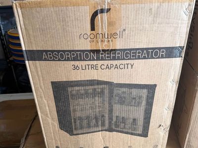 Roomwell UK Thermo Minibar 1.4 Cu Ft