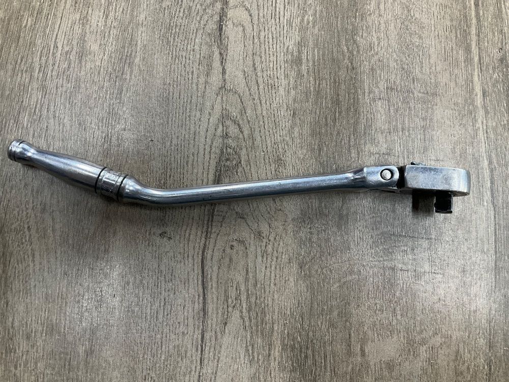 SNAP ON F732 3/8 INCH BENT HANDLE RATCHET