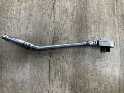 SNAP ON F732 3/8 INCH BENT HANDLE RATCHET