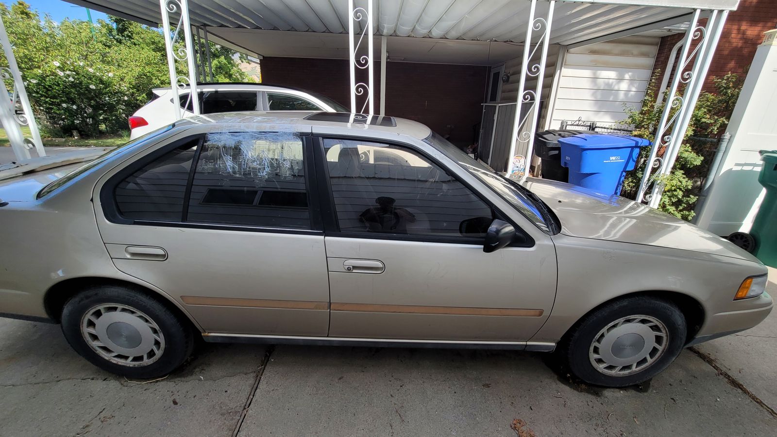 1992 Nissan Maxima SE