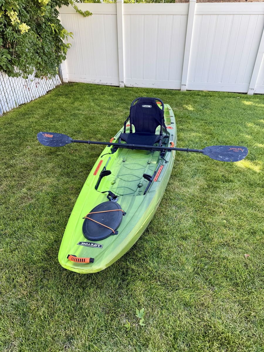 Lifetime Yukon Angler 116 Fishing Kayak