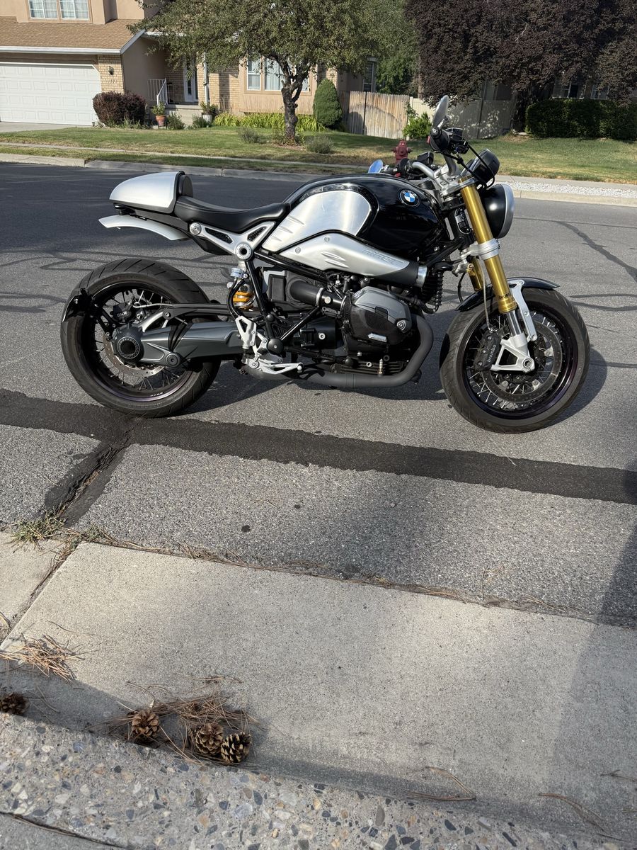 2015 BMW r nine t