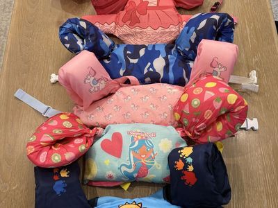 Kids Swim Vests Puddle Jumper Flotation Devices