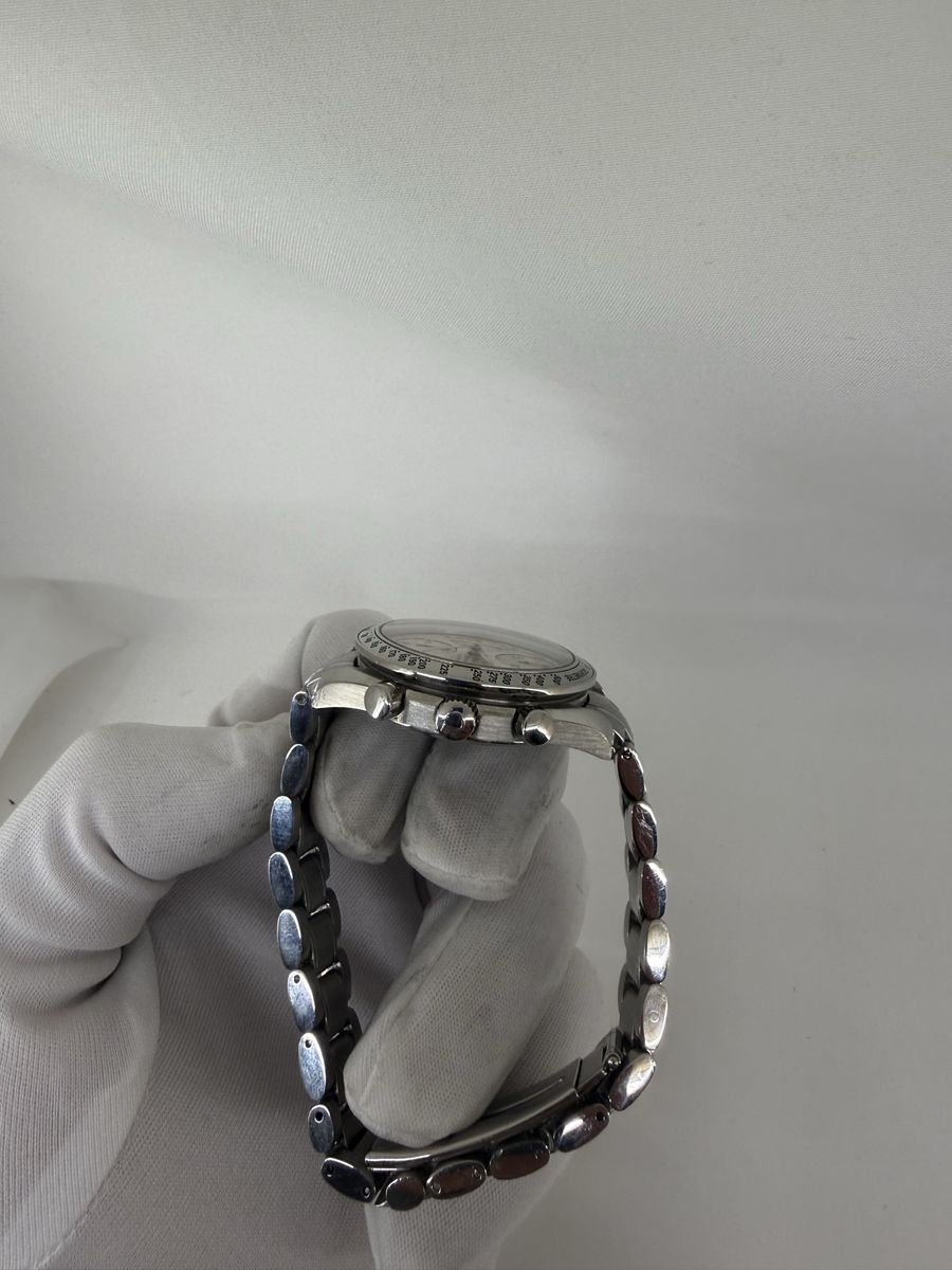 Main image 9