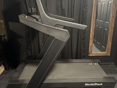 Nordictrack X24 treadmill (NTL39225