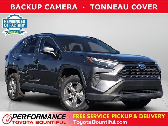 2024 Toyota RAV4 LE