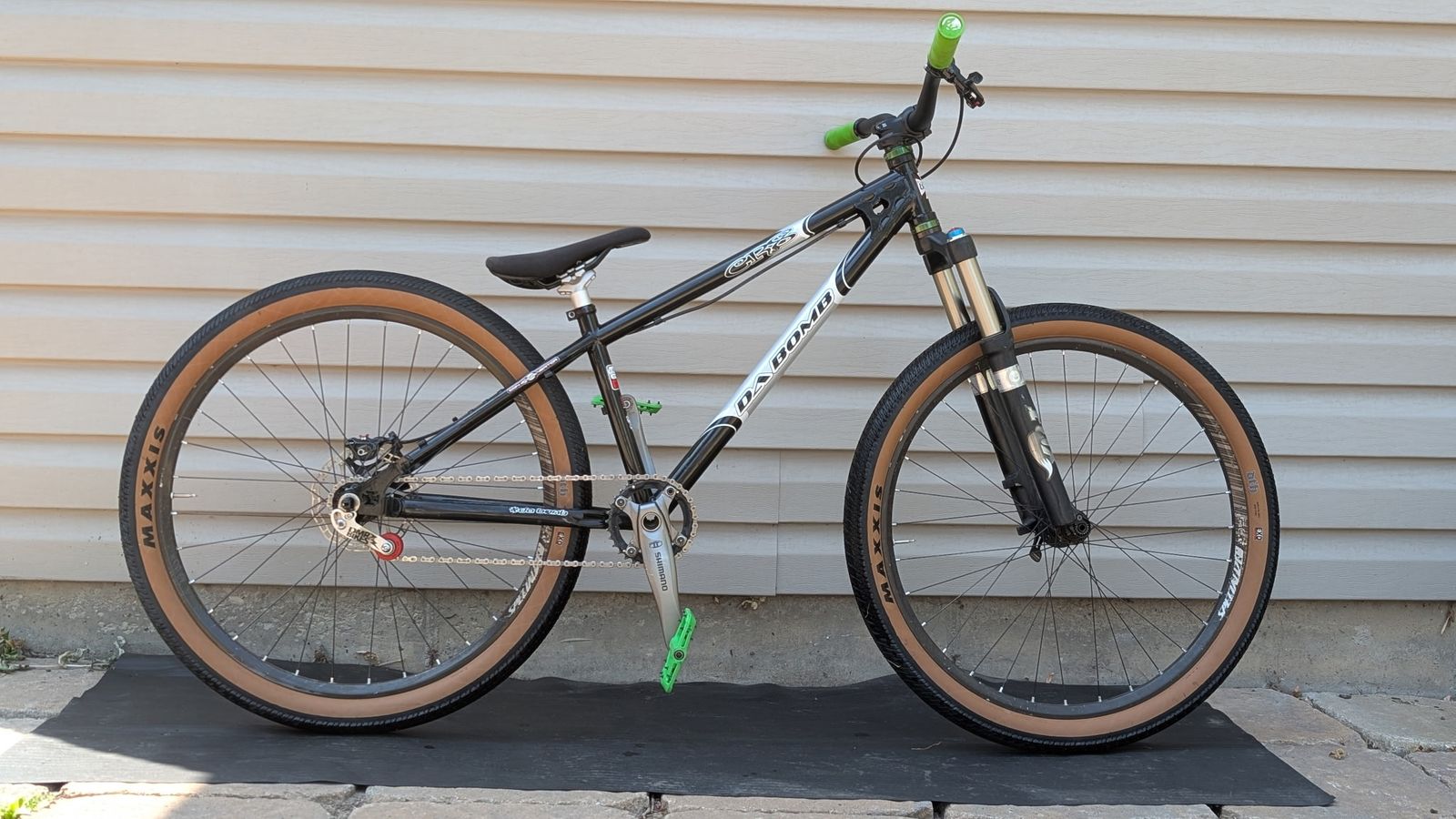 Steel frame dabomb dirt jumper 