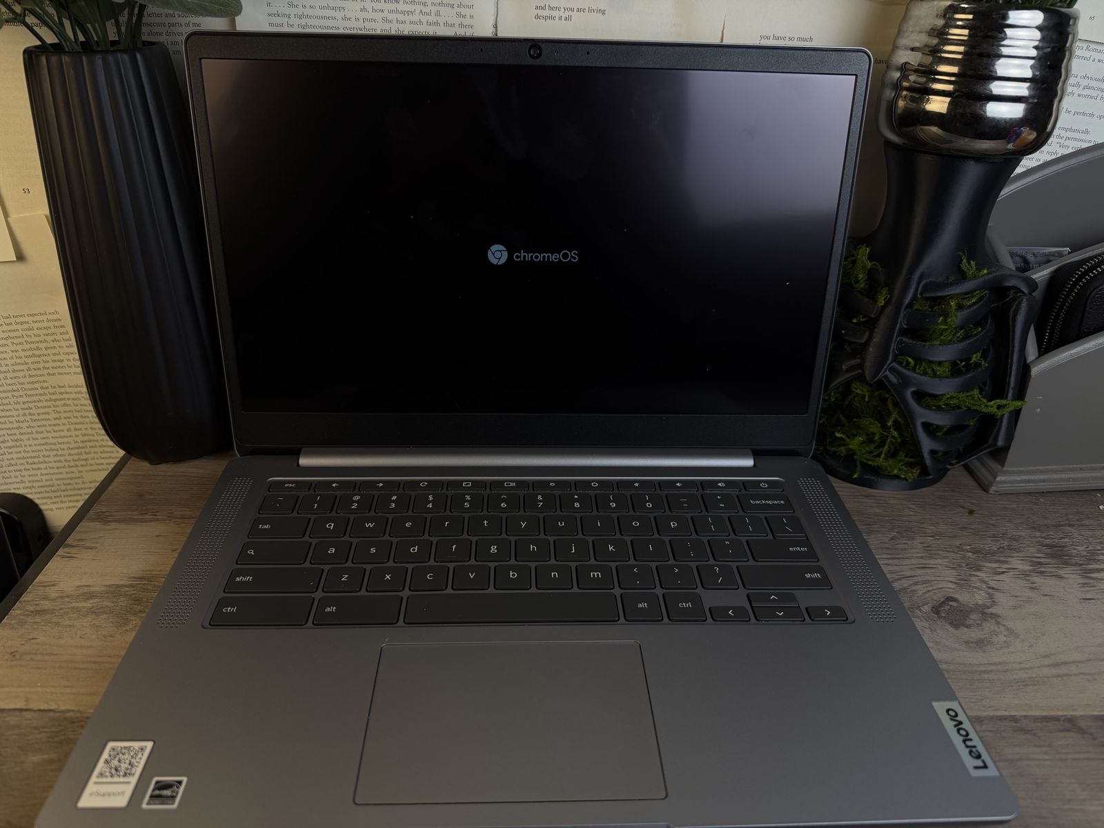 Ideapad 3 chrome Lenovo laptop