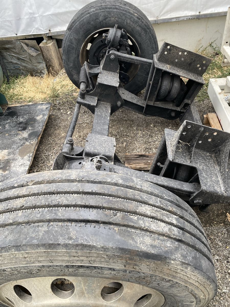 Heavy Duty Trailer Axle Assembly with Air Ride Suspension, Brakes & Mounted Tires
