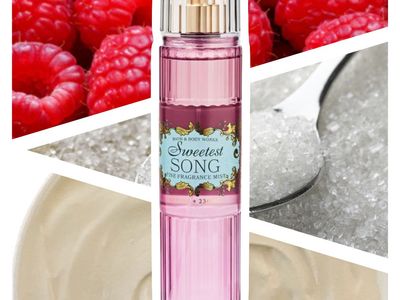 BATH & BODY WORKS -- SWEETEST SONG