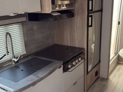 2021 Winnebago Micro Minnie 2108DS