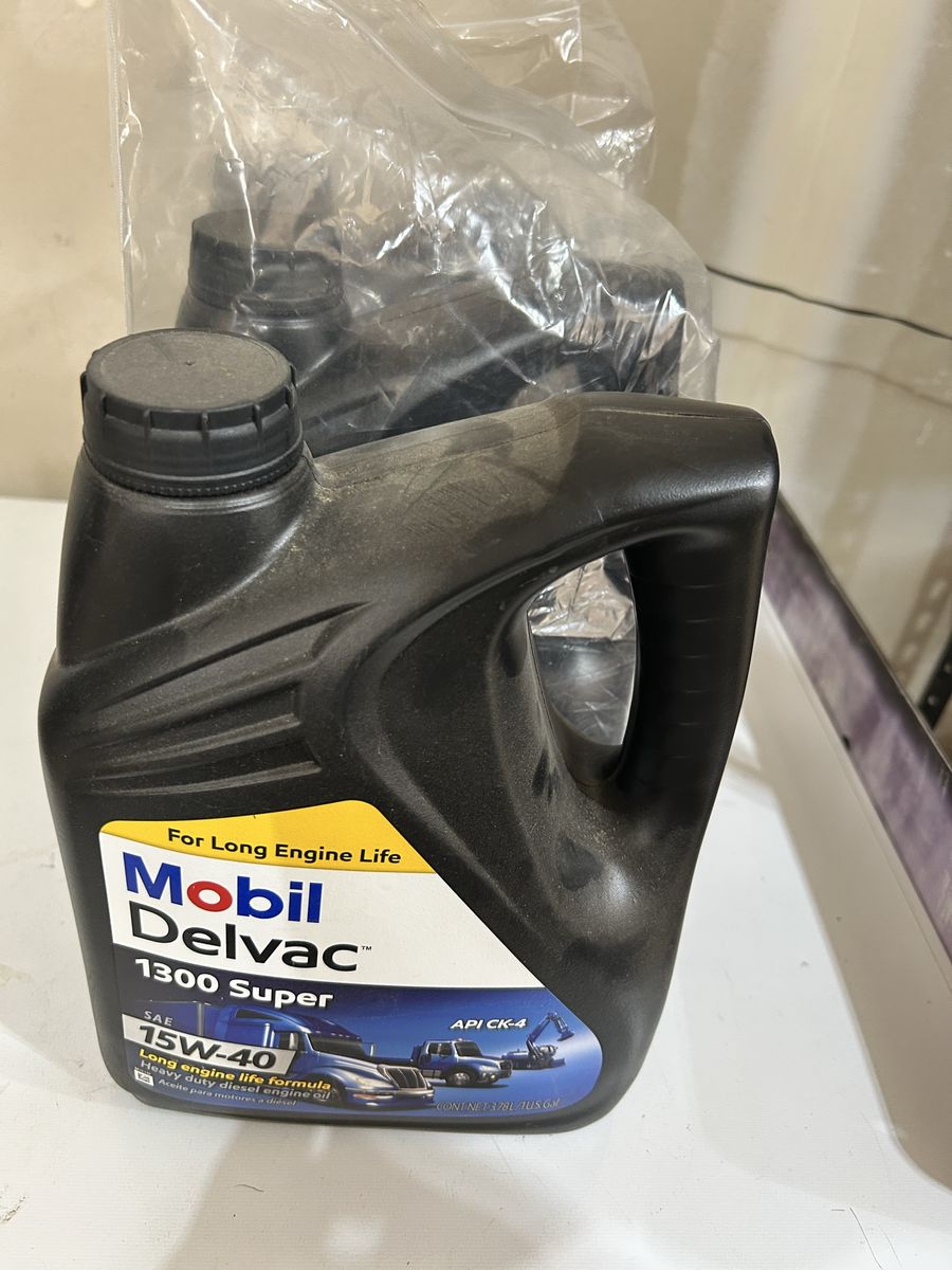 3 Gallons 15W-40 Mobil Delvac