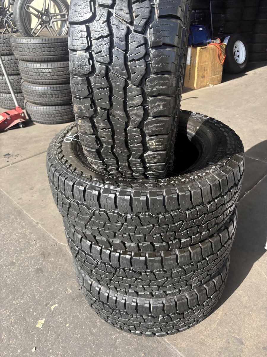SET OF LT275/65R18 MAZAMA