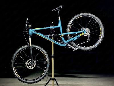 Polygon Siskiu T7 XL 29er Full Suspension — XT 10-Speed — RockShox 140mm with a dropper post