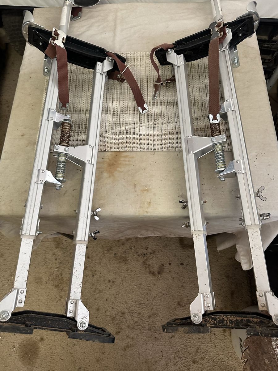 Adjustable Aluminum Drywall Stilts Pair
