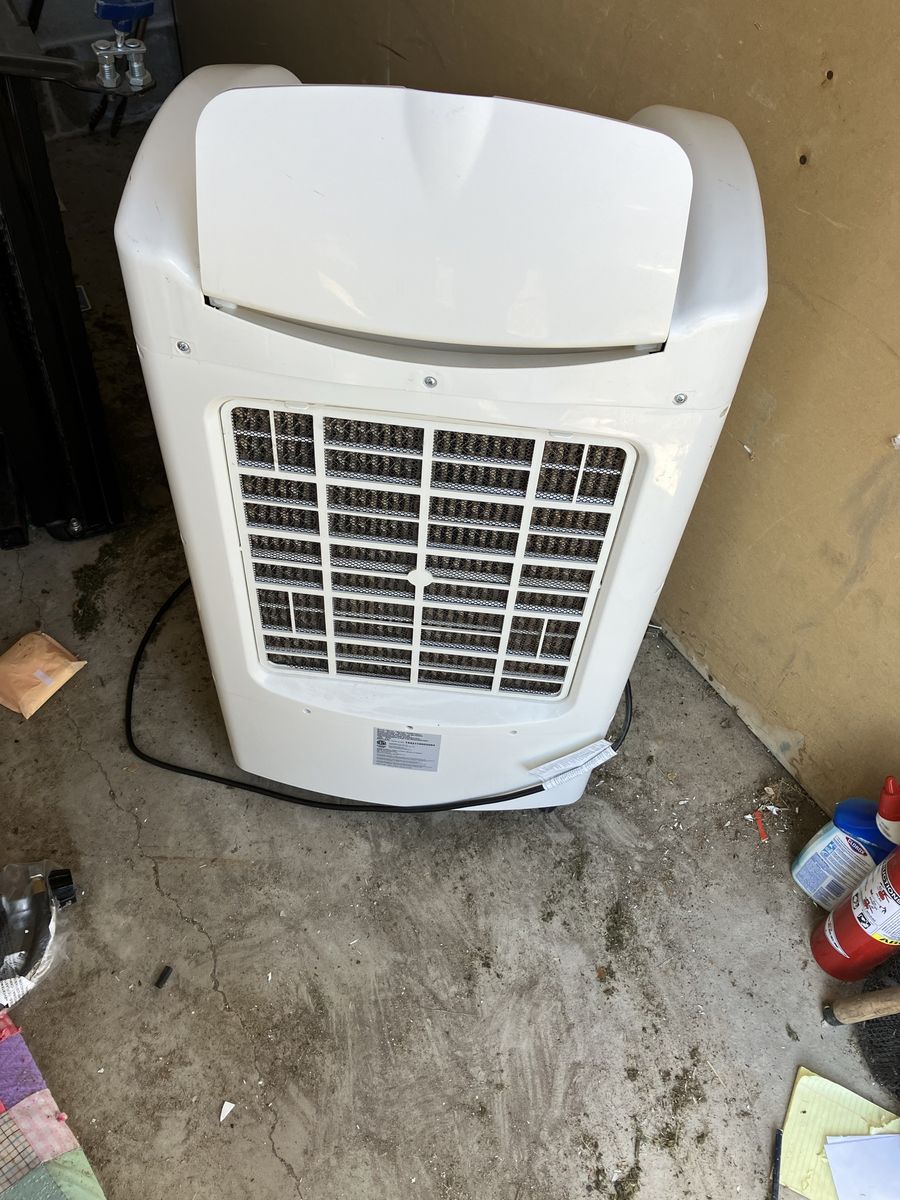 HoneyWell Portable Swamp Cooler
