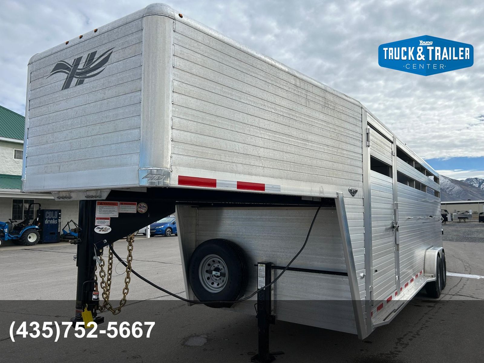 2027 Hillsboro 7X24 Endura Stock Trailer