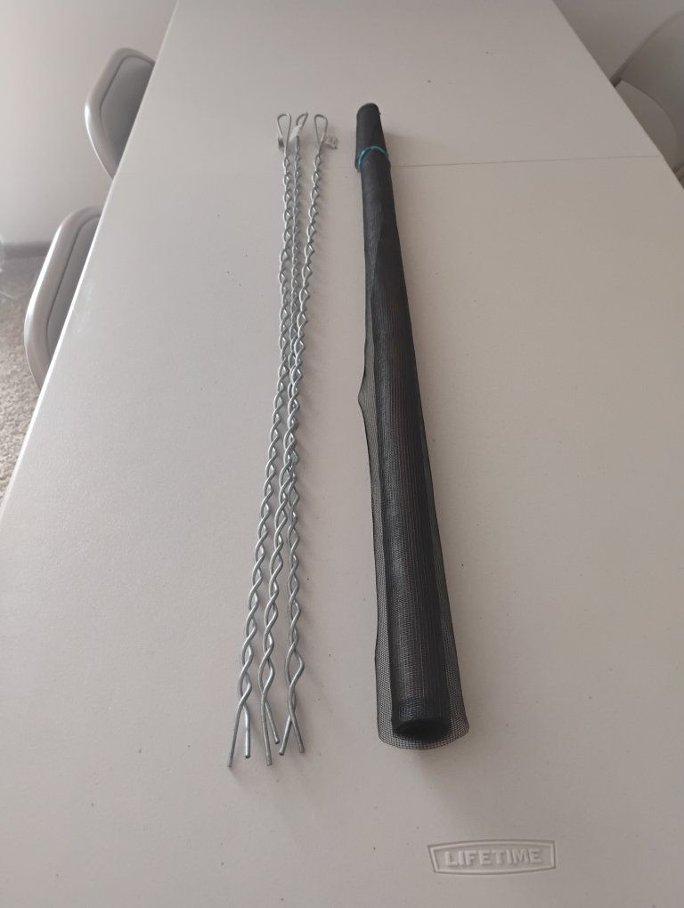 Unbranded Metal Hanging Chains & Mesh Tube Set - Versatile Display or Crafting Components