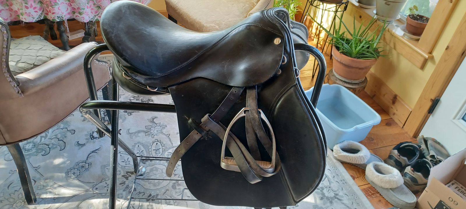 English Saddle