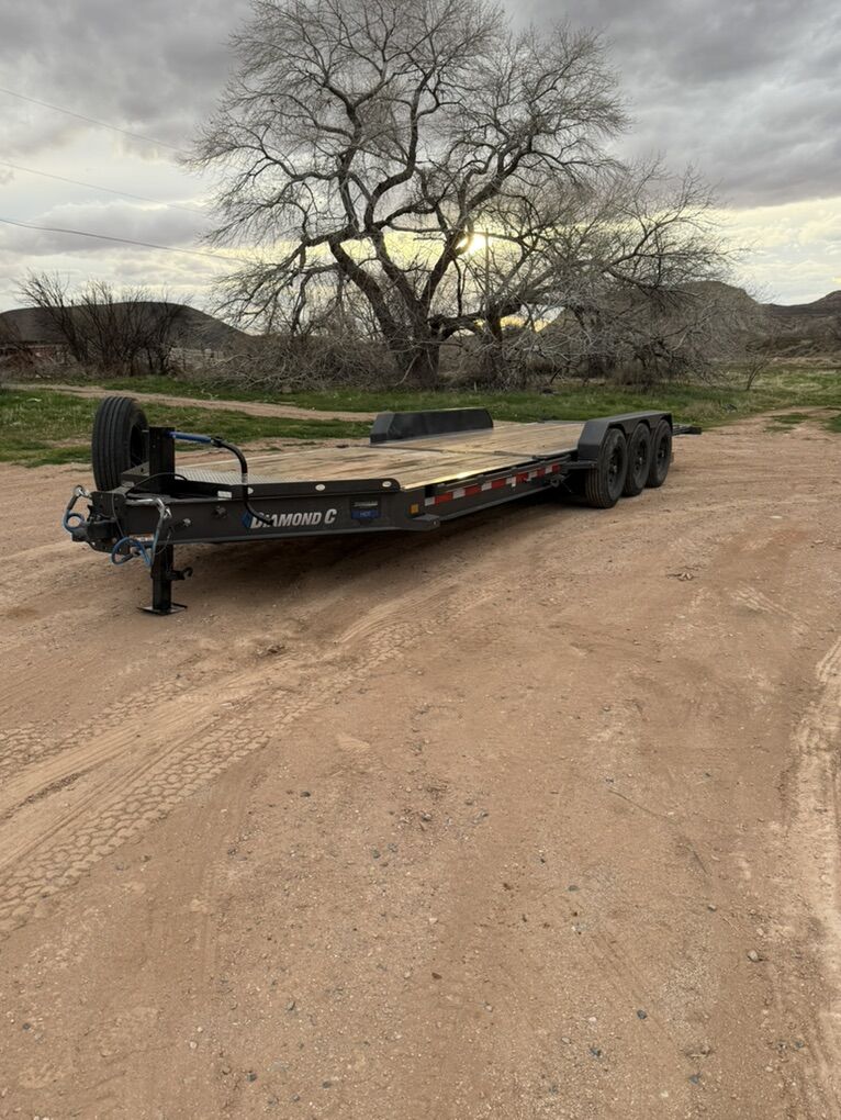 2024 Diamond C 3 Axle Tilt Deck Trailer