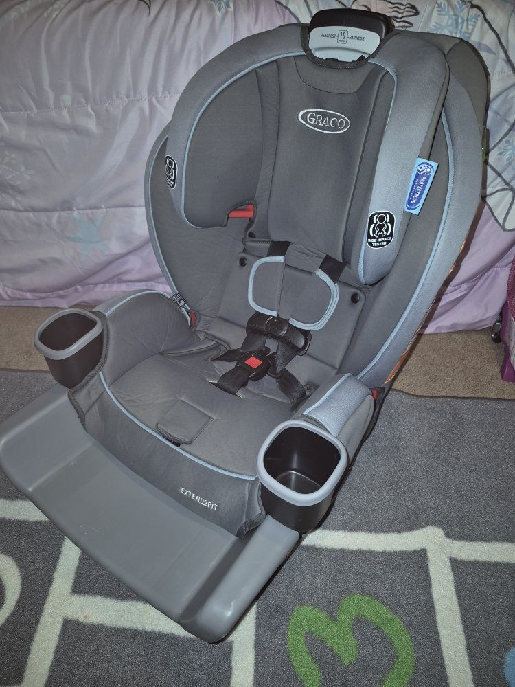 CLEAN! 2032 Graco EXTEND2FIT 3-in-1 Convertible Car Seat Rear Forward-Facing 4lb Baby Toddler 100lb Kid Adjustable Reclinable