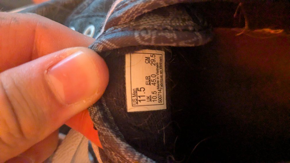 11.5 vans