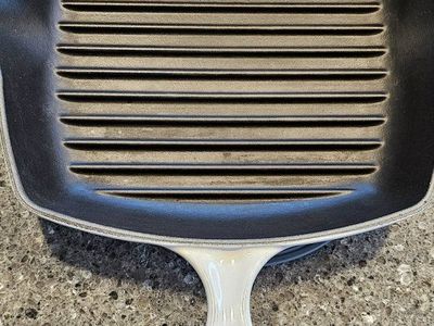 La Creuset 10.25in Square cast iron skillet white