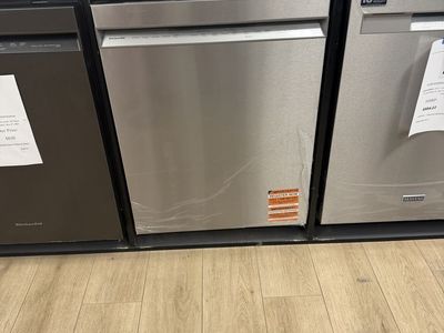 NEW KITCHENAID STAINLESS FRONT CONTROL DISHWASHER W 40+ JETS