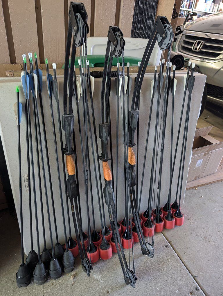 3 Barnett Banshee Quad bows + soft tip arrows for LARPing, airsoft, backyard fun!
