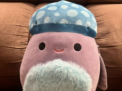 Squishmallow Pyle