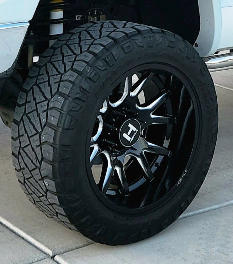 Hostile 22x12 Wheels Nitto 35x12.50r22 8x6.5 tires Dodge RAM 8x165.1 Black Rims