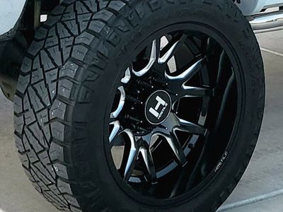 Hostile 22x12 Wheels Nitto 35x12.50r22 8x6.5 tires Dodge RAM 8x165.1 Black Rims