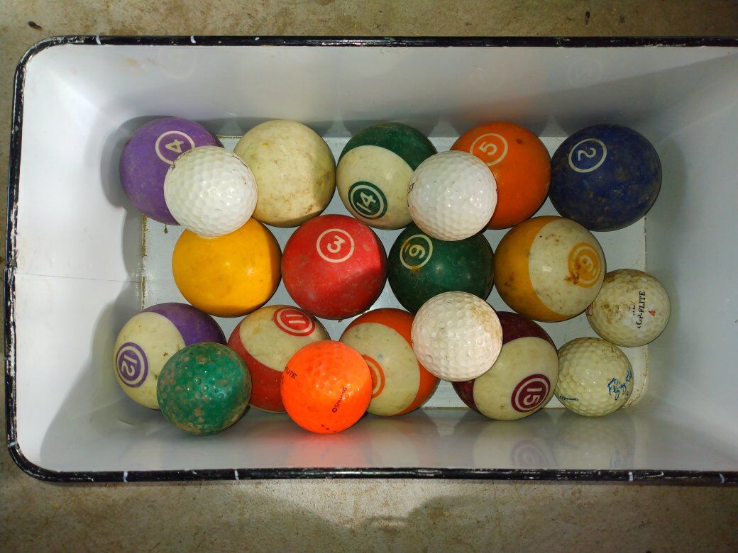 antique pool balls