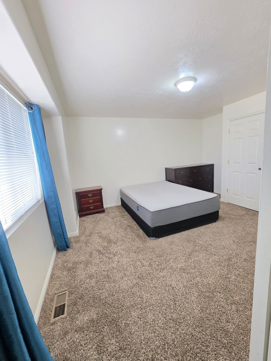 Room for rent