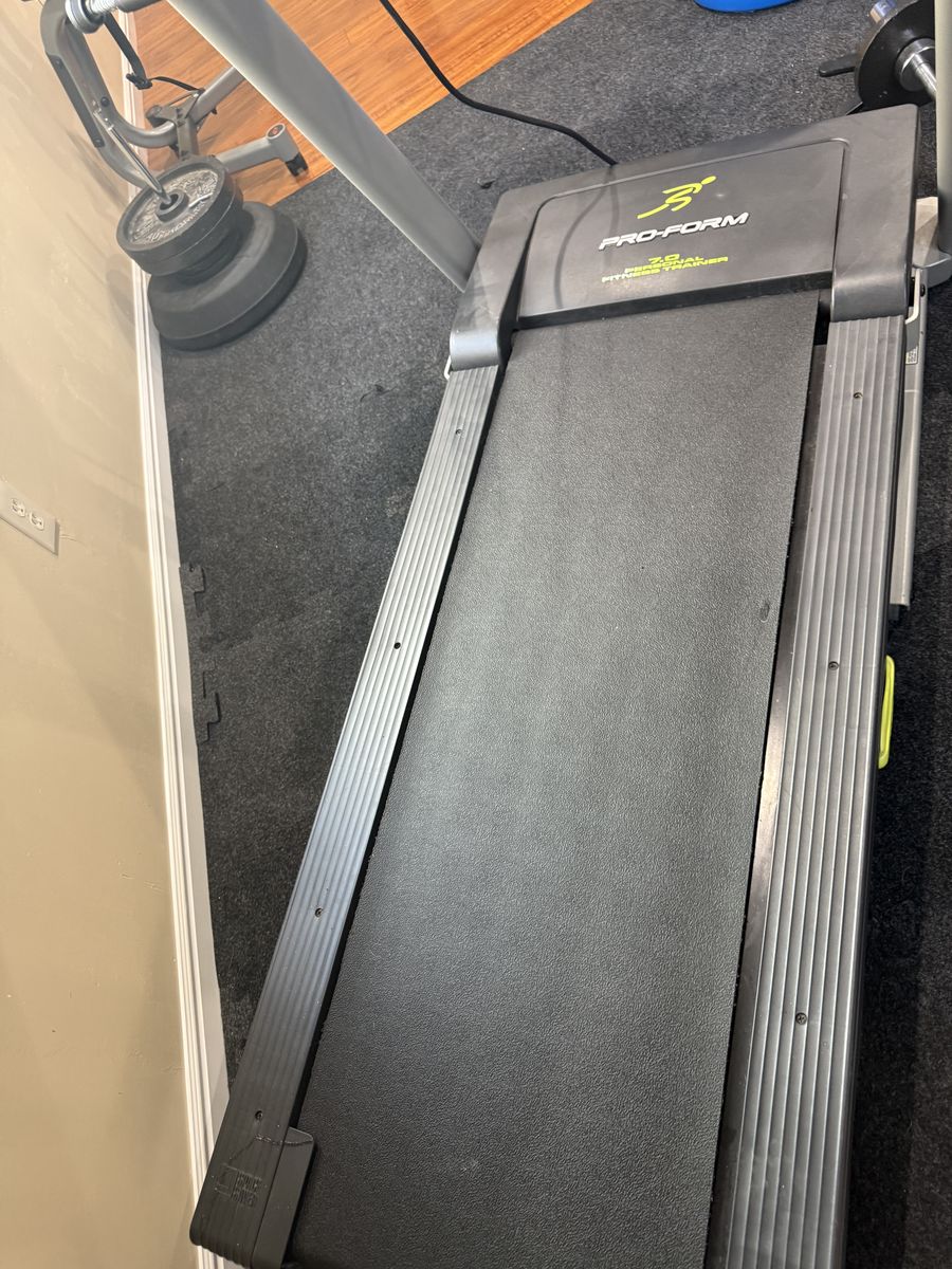 ProForm 7.0 Personal Fitness Trainer Treadmill