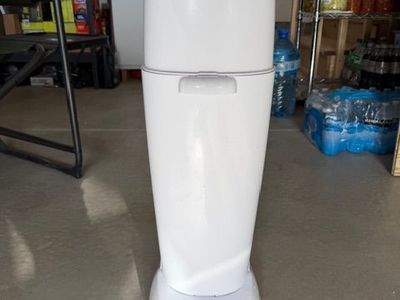 Diaper Genie Disposal Container Comes with one bag refill