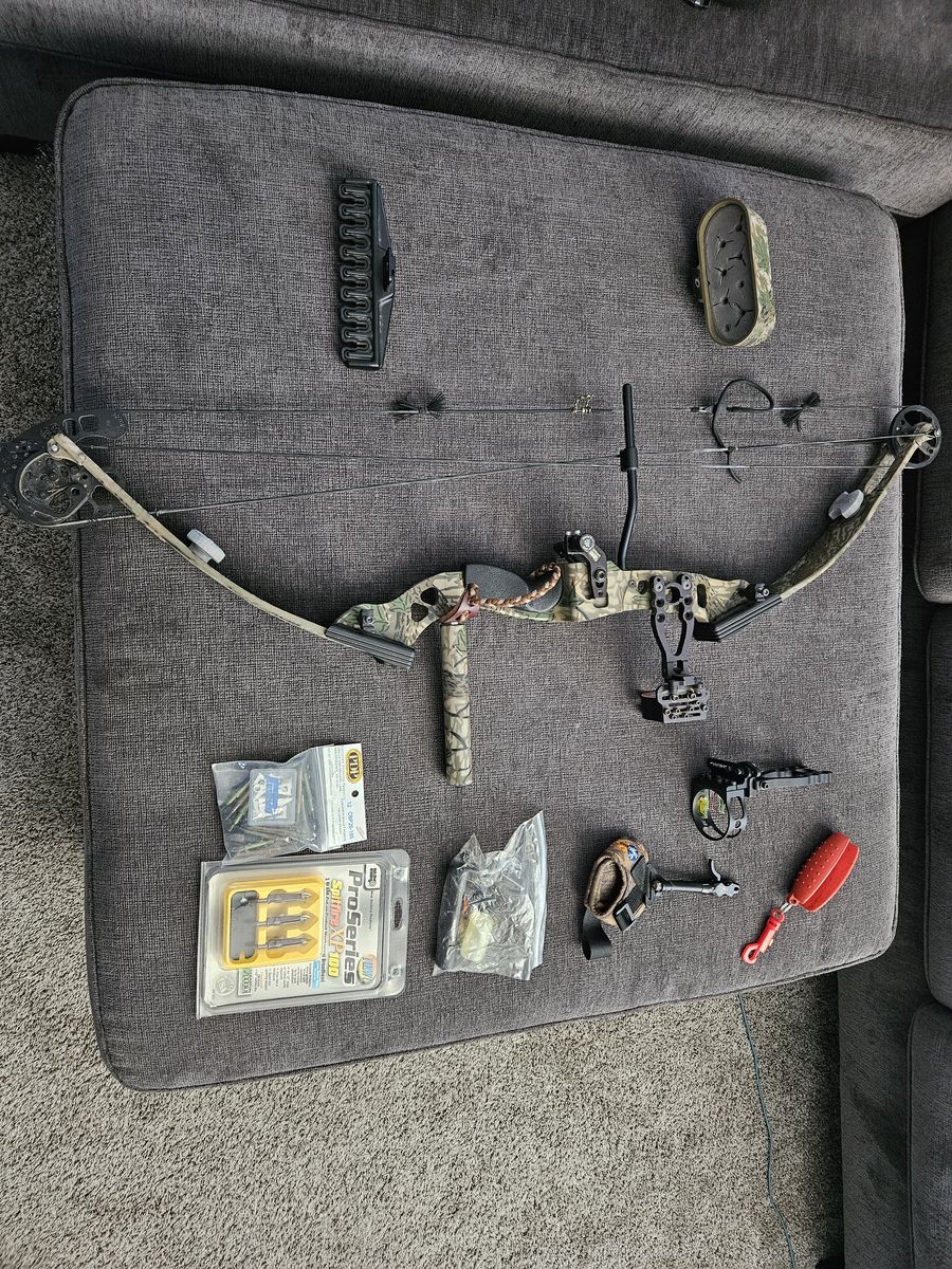 Bow with accessories & targets