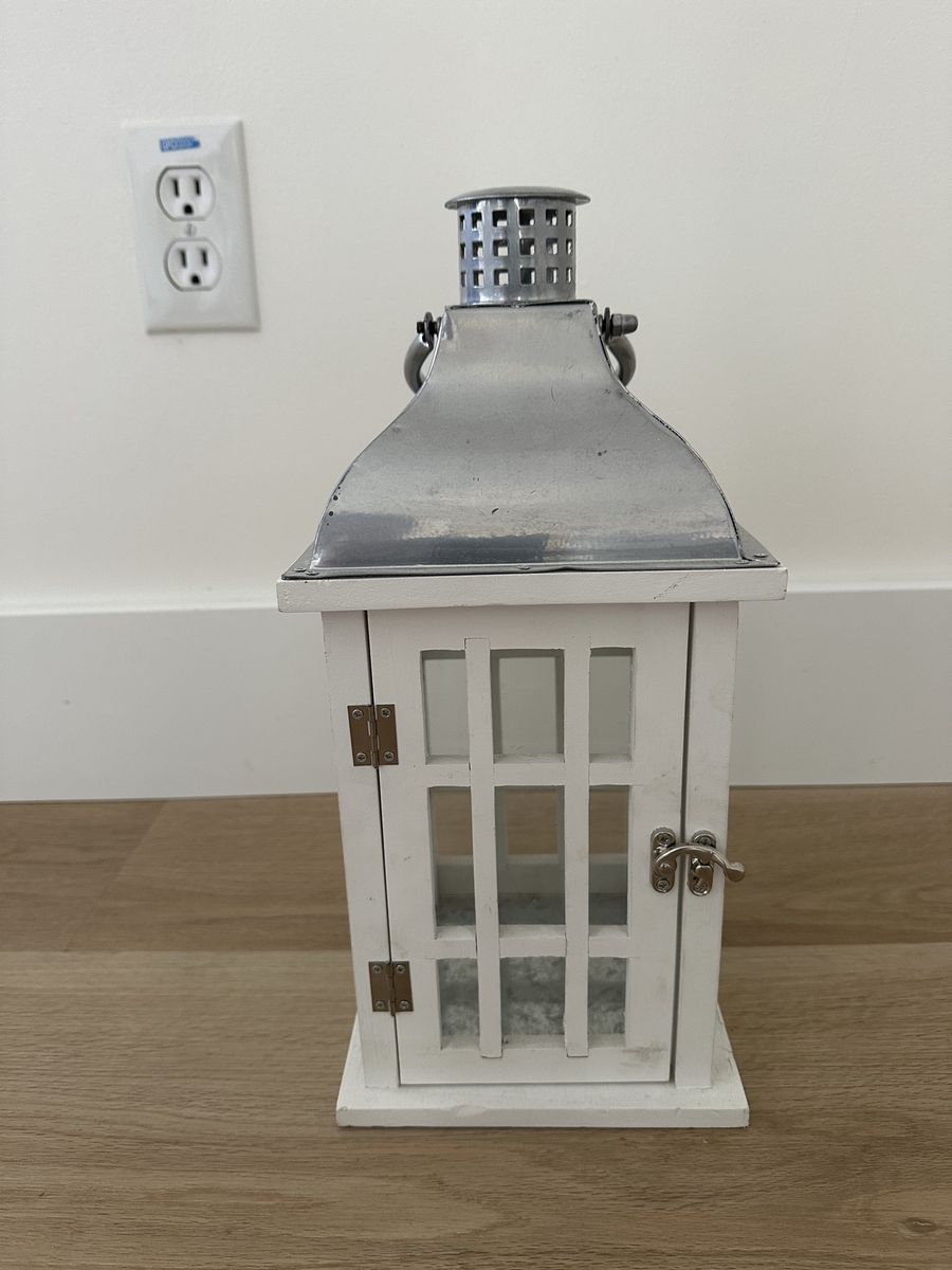 Main image 7