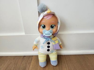 Cry Babies Tiny Cuddles Snowy Baby Doll 9" Snowman w/ Pacifier - Cries Real Tears - Excellent Condition, Toddler Kid Plush Doll