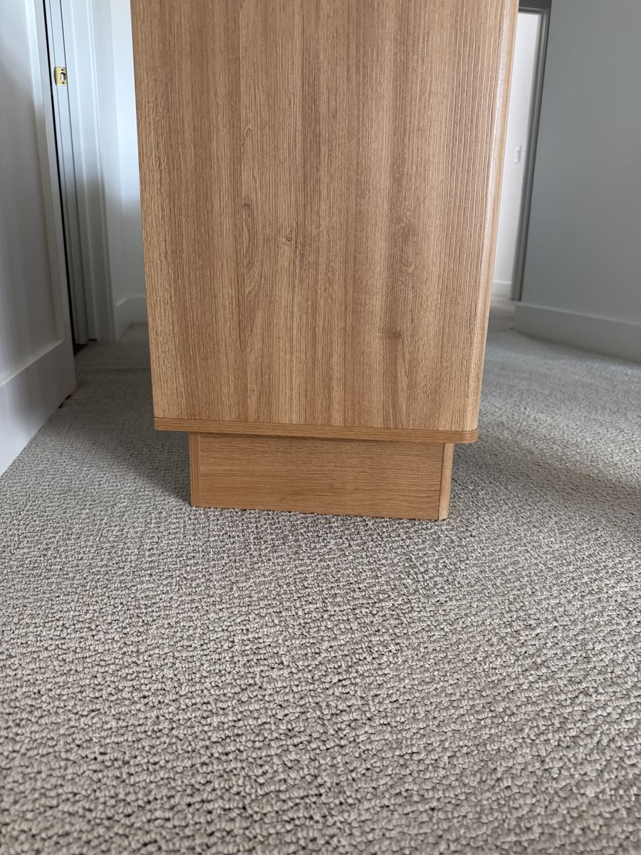 Main image 6