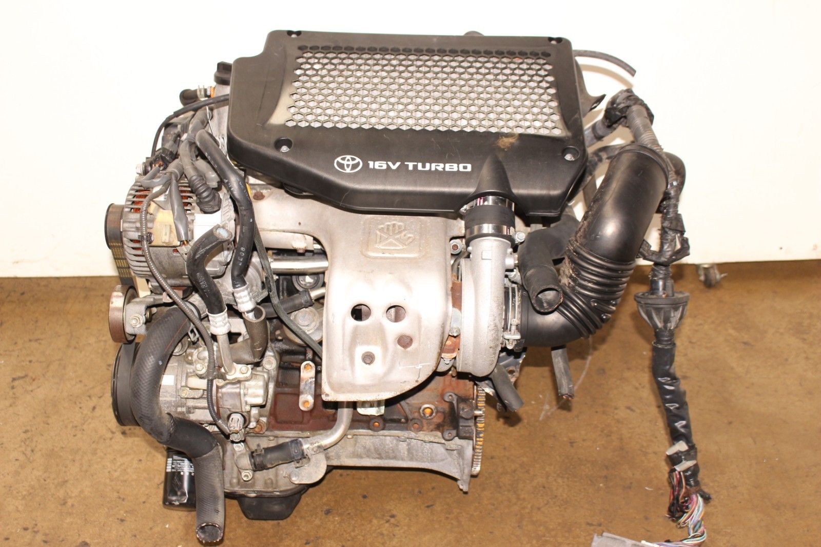 Main image 3