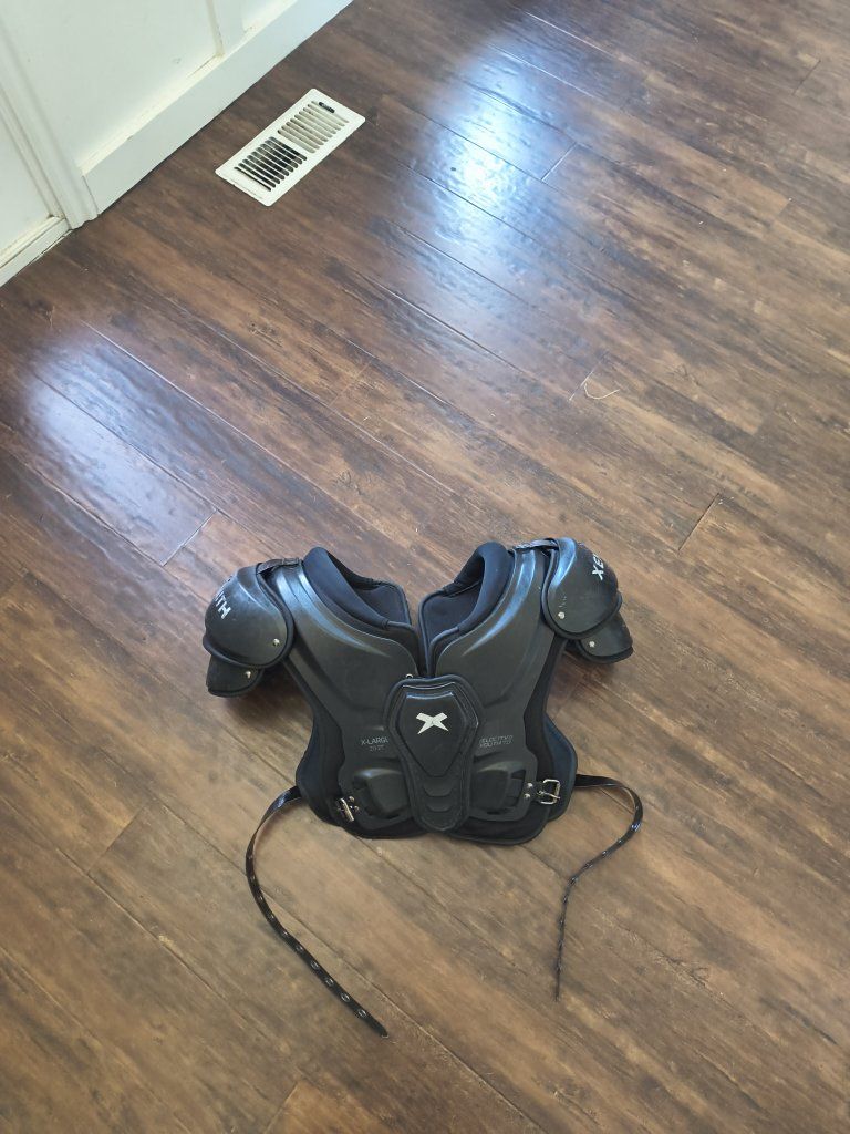 XL Youth Xenith Football Pads
