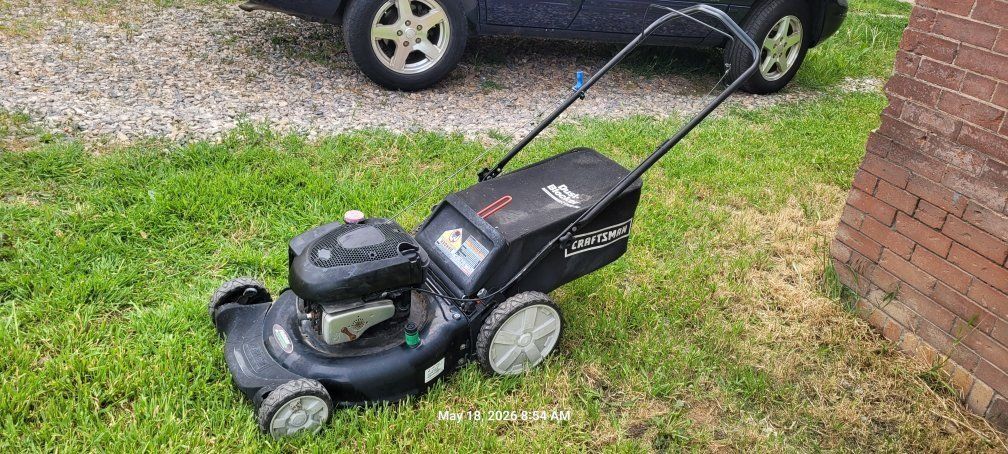 pushing lawn mower good working conditions.